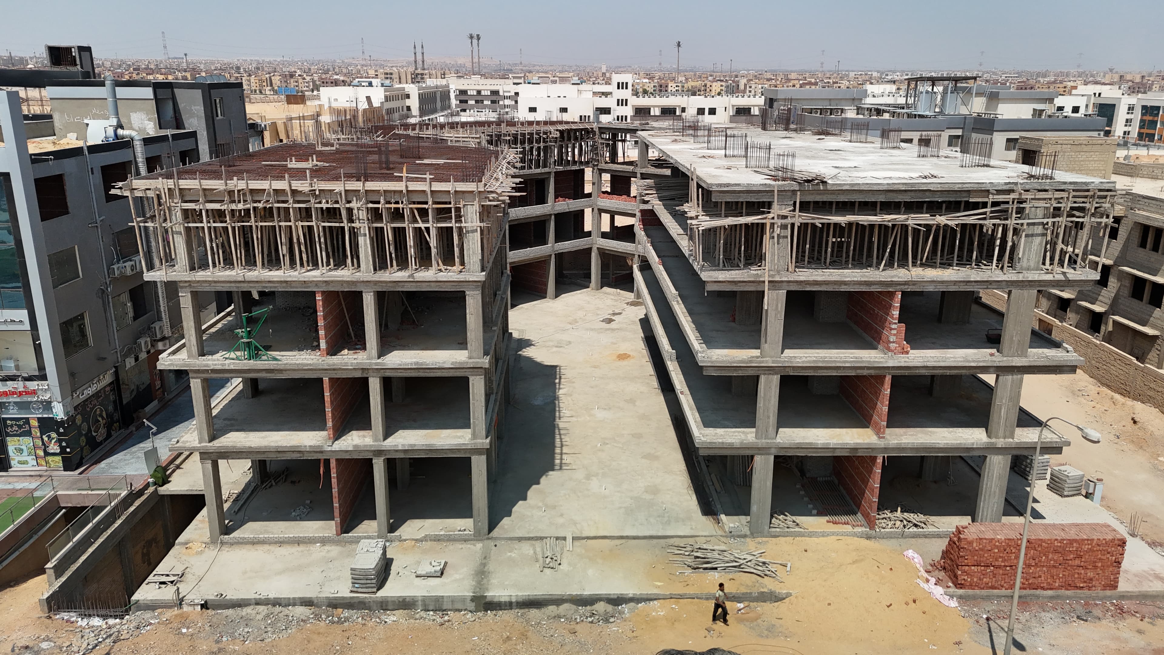 عيادة TH-25 — 49 م² — الدور الثالث 15