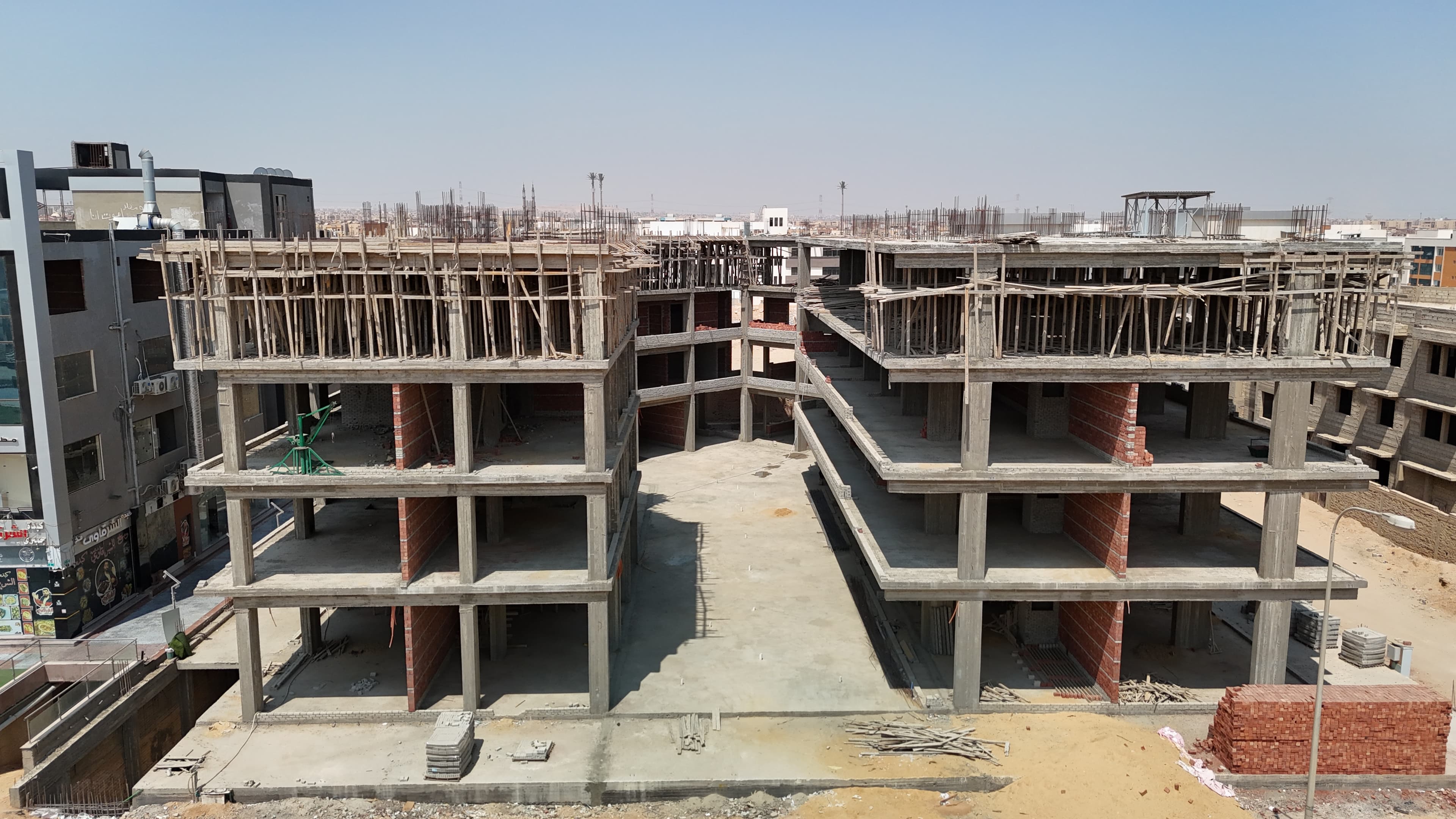 عيادة TH-25 — 49 م² — الدور الثالث 16