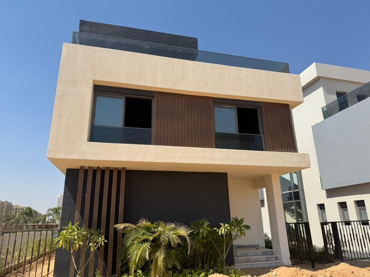 دوبلكس 3 غرف — 185 م² 9